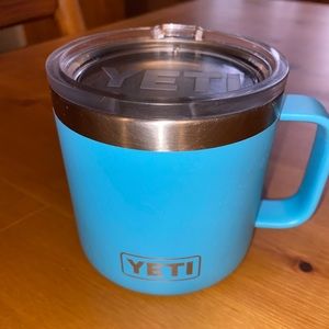Yeti 14 oz rambler with handle